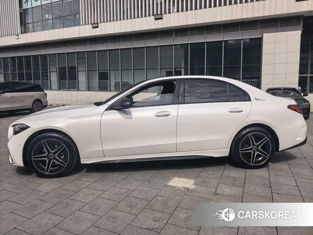 Mercedes-Benz Class C 2023 Белый из Китая, фото 4