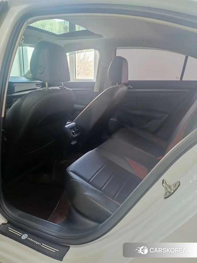 Volkswagen Bora 2021 Белый из Китая, фото 4
