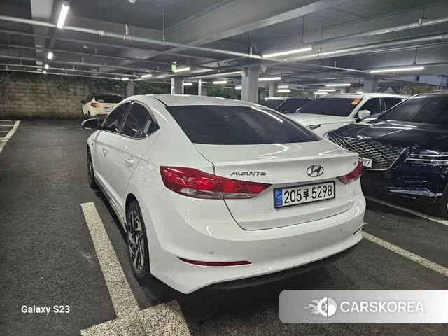 Hyundai Avante AD id 3198727 из Кореи 14