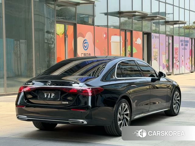 Mercedes-Benz E-class id 4290316 из Китая 21