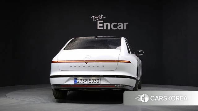 Hyundai Grandeur Hybrid (GN7) id 3891359 из Кореи 14