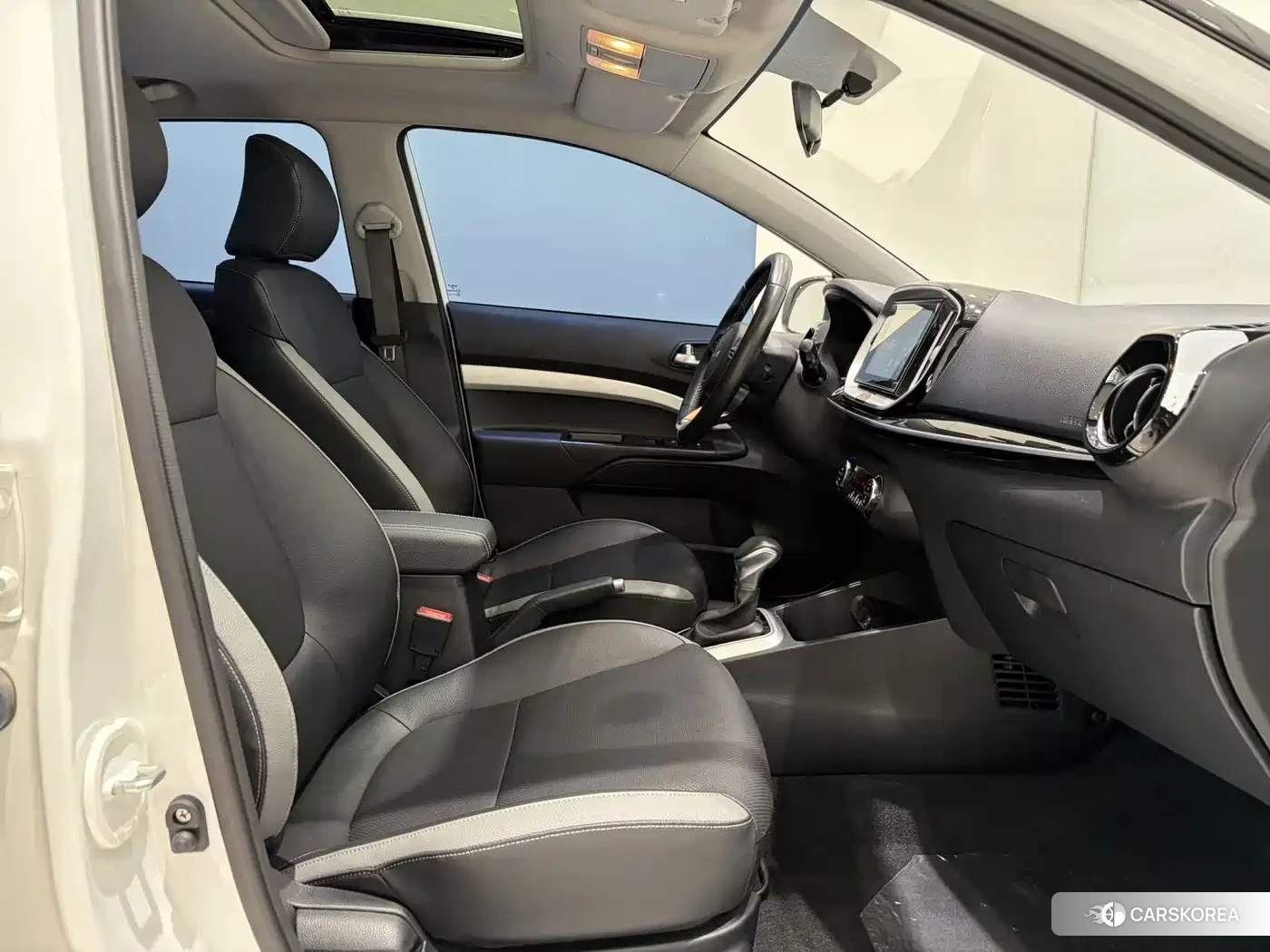 Kia KX1 id 4644440 из Китая 16