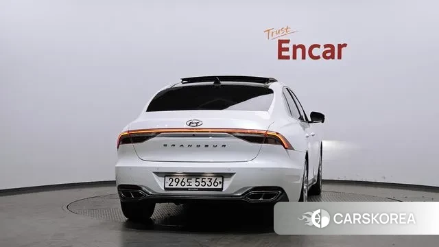 Hyundai The New Grandeur IG id 3573399 из Кореи 14