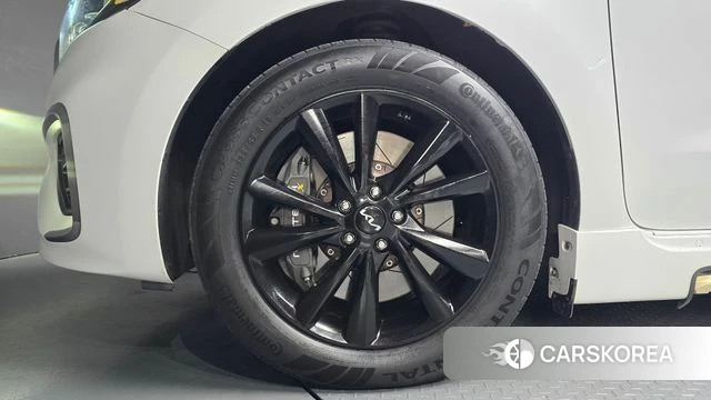 Kia The New Carnival id 4490398 из Кореи 24