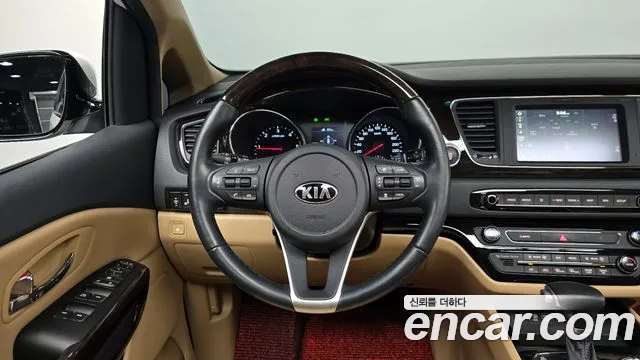 Kia The New Carnival id 2687946 из Кореи 14