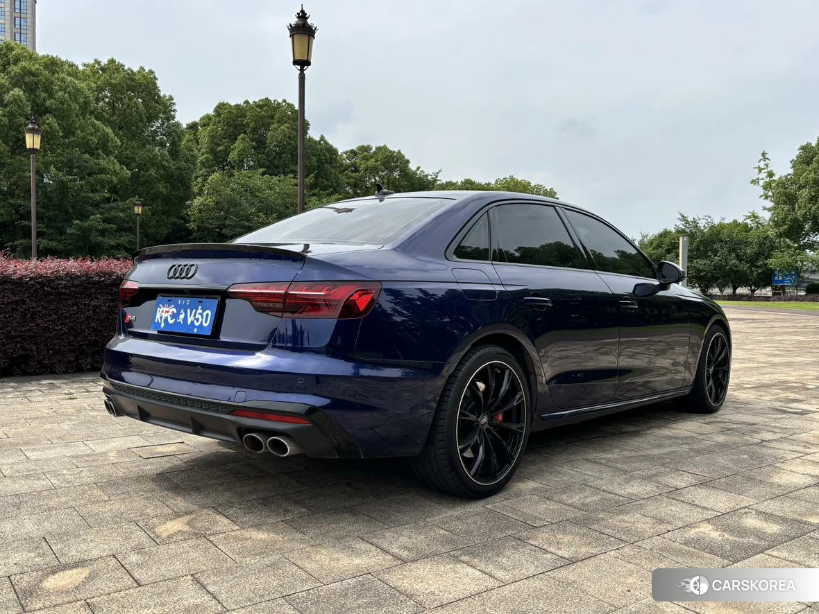 Audi S4 id 4454507 из Китая 10