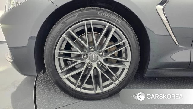 Genesis G70 id 3955806 из Кореи 14