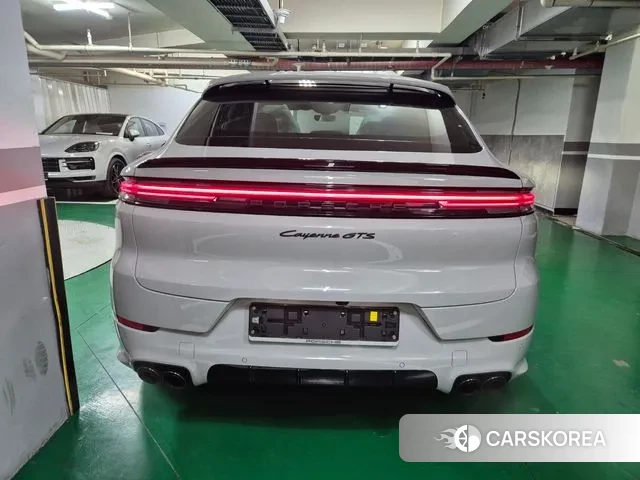 Porsche Cayenne (PO536) 2025 Серебристо-серый из Кореи, фото 4