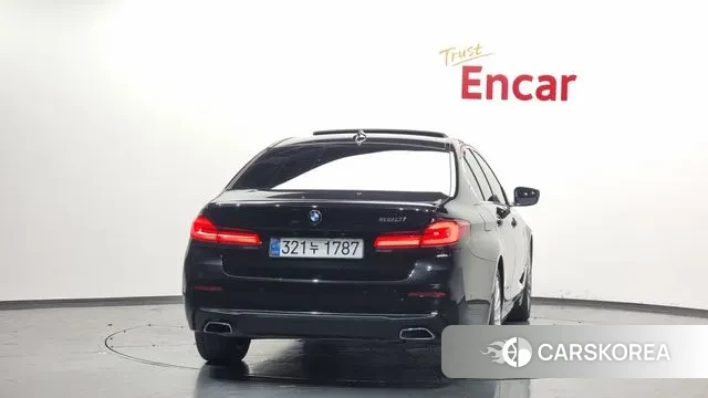 BMW 5 Series (G30) id 3312533 из Кореи 14