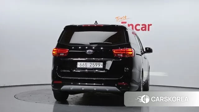 Kia The New Carnival id 3578808 из Кореи 14