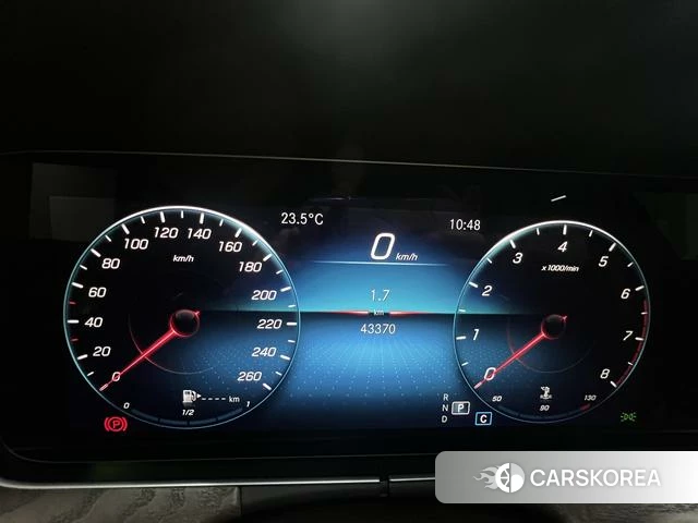 Mercedes-Benz E-class id 4265618 из Китая 10
