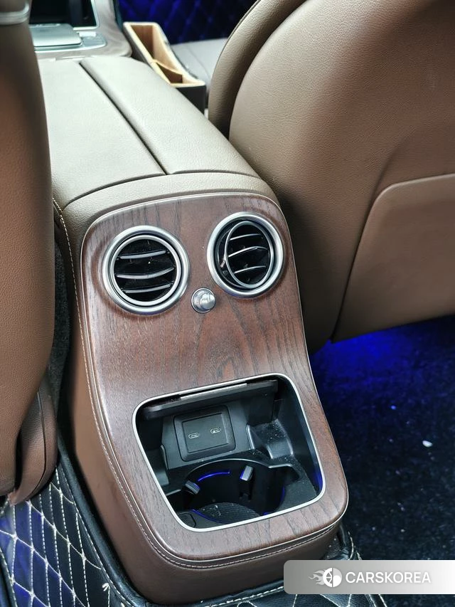 Mercedes-Benz E-class PHEV id 4380538 из Китая 24