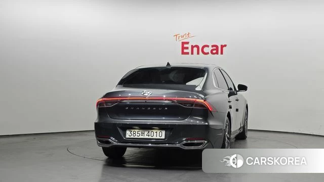 Hyundai The New Grandeur IG id 4401866 из Кореи 24