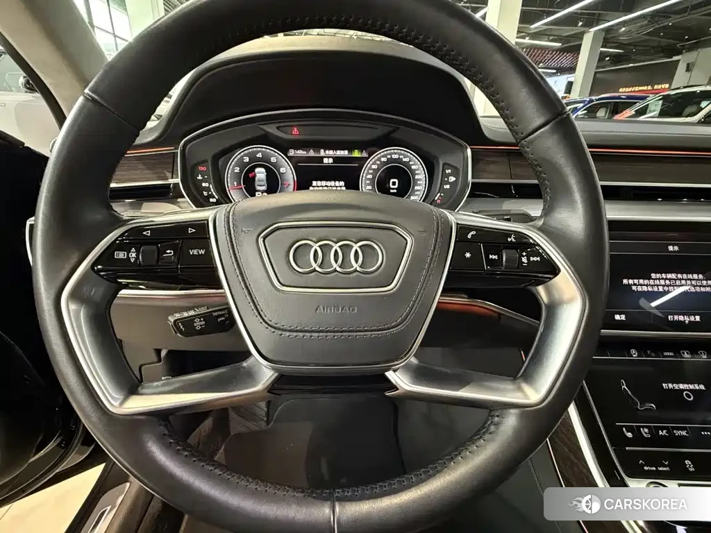 Audi A8 id 4601863 из Китая 29