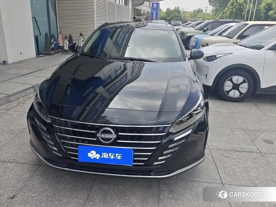 Nissan Altima id 4674382 из Китая 9