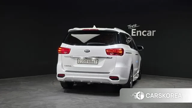 Kia The New Carnival id 3249136 из Кореи 14