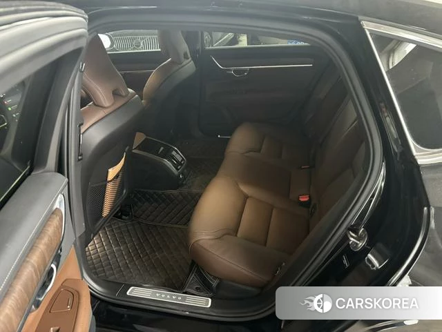 Volvo S90 2025 Черный из Китая, фото 6