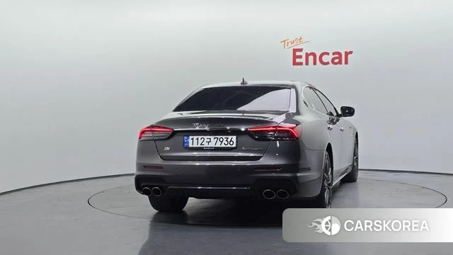 Maserati Quattroporte id 4768708 из Кореи 32