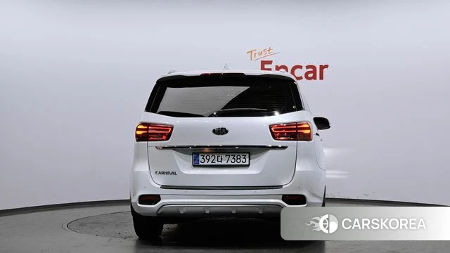 Kia The New Carnival id 3917287 из Кореи 14