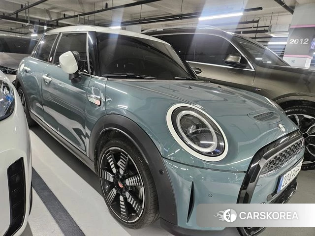 Mini Cooper S 2023 Небесно-голубой из Кореи, фото 4
