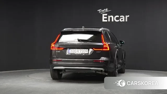 Volvo V60 Cross-Country 2nd Generation id 3720841 из Кореи 14