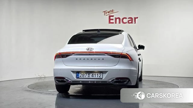 Hyundai The New Grandeur IG Hybrid id 4561506 из Кореи 26