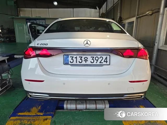 Mercedes-Benz E-Class W214 id 3507206 из Кореи 7