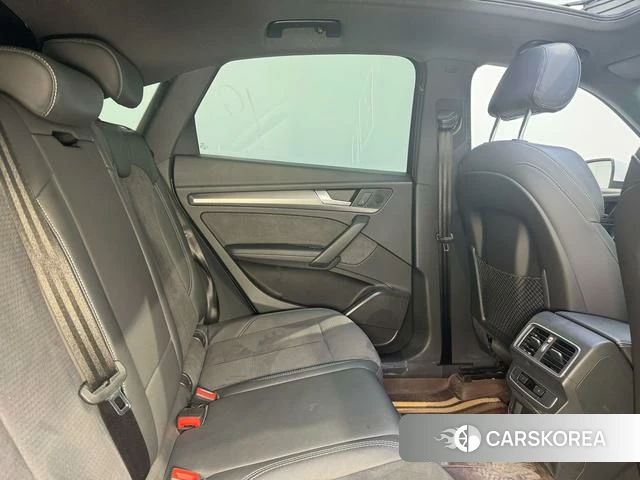 Audi Q5L Sportback id 4261591 из Китая 7