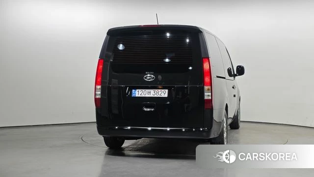 Hyundai Staria id 3940357 из Кореи 14