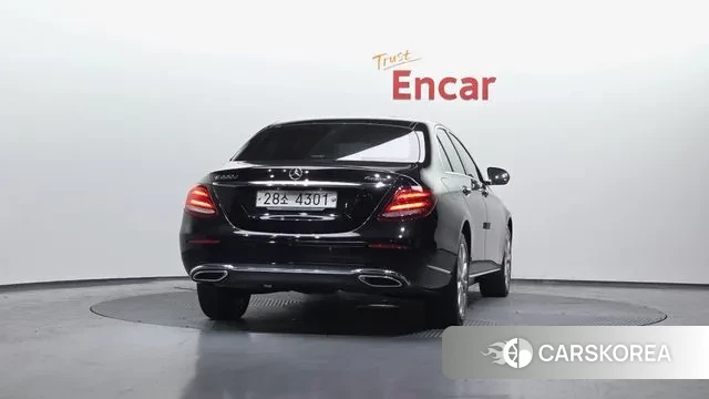 Mercedes-Benz E-Class W213 id 3677223 из Кореи 14