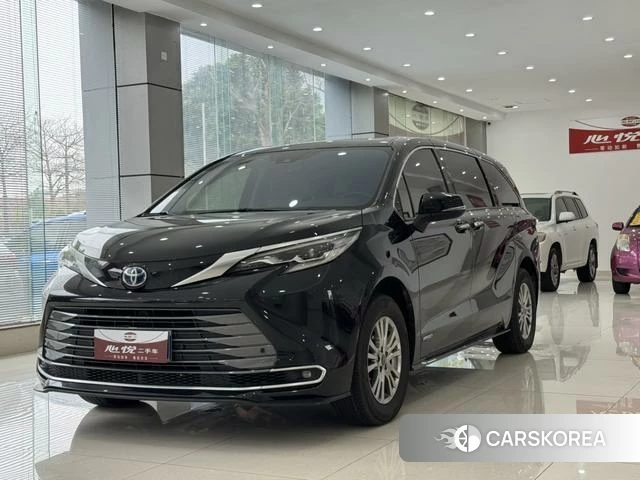 Toyota Saina id 4314770 из Китая 21