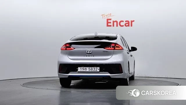 Hyundai Ionic Hybrid id 3209946 из Кореи 14