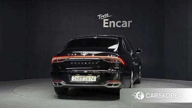 Hyundai The New Grandeur IG Hybrid id 4585565 из Кореи 33