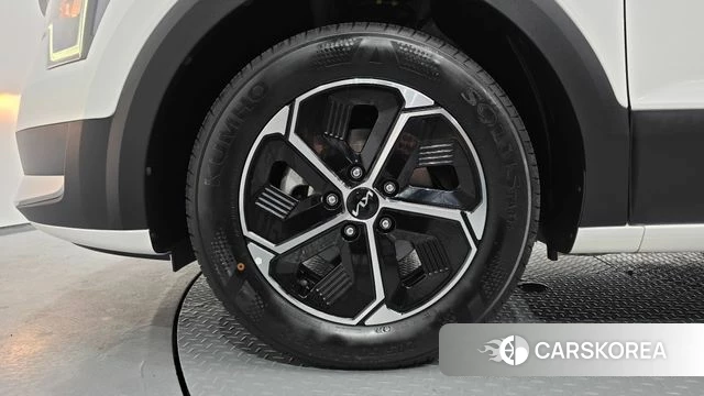 Kia Di Ol Nu Niro id 4489057 из Кореи 25