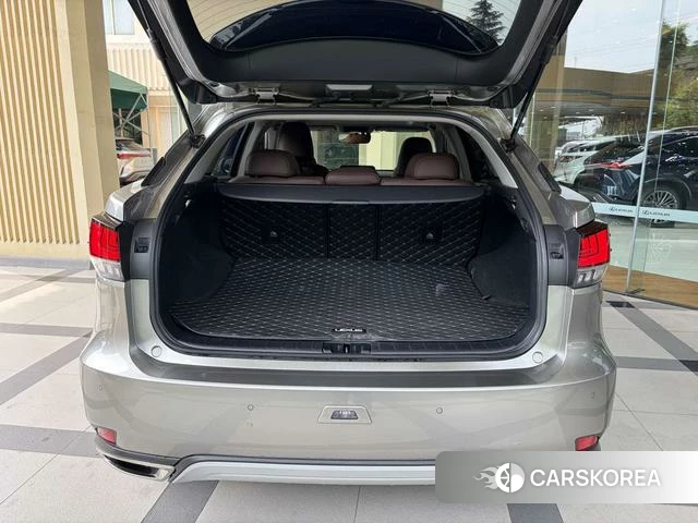 Lexus RX 2021 Серебристо-серый из Китая, фото 4