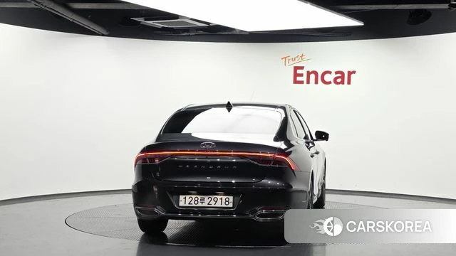 Hyundai The New Grandeur IG Hybrid id 4397143 из Кореи 26