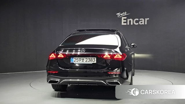 Mercedes-Benz E-Class W214 id 4432235 из Кореи 26