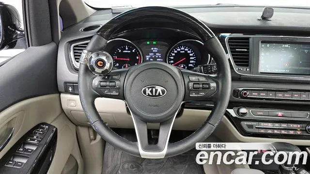 Kia The New Carnival id 2612103 из Кореи 14