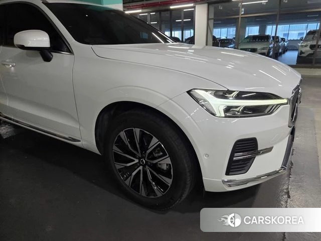Volvo XC60 second Generation 2023 Белый из Кореи, фото 6