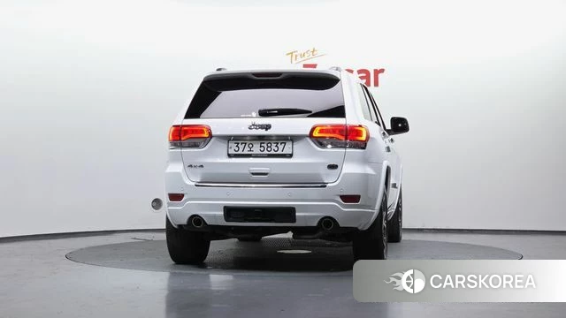 Jeep Grand Cherokee id 3905527 из Кореи 14