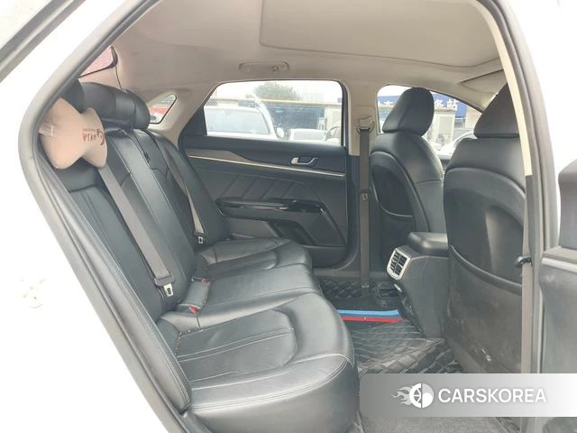 Kia K5 id 4221823 из Китая 10