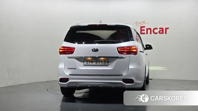 Kia The New Carnival id 3573887 из Кореи 14