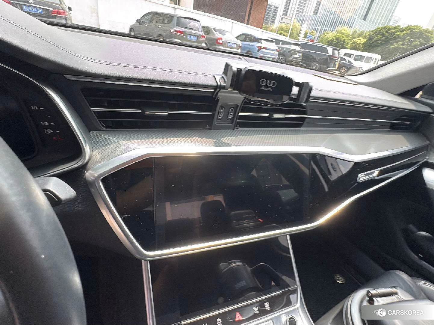 Audi A6L id 4420135 из Китая 15