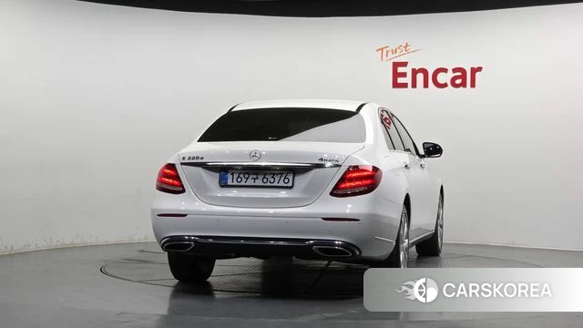 Mercedes-Benz E-Class W213 id 4304378 из Кореи 26