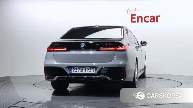 BMW 7 Series (G70) id 3426340 из Кореи 14