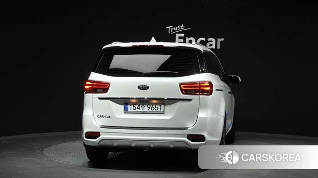 Kia The New Carnival id 3905171 из Кореи 14