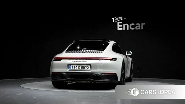 Porsche 911(992) id 4201409 из Кореи 14