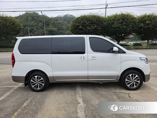 Hyundai The New Grand Starex id 3291591 из Кореи 11