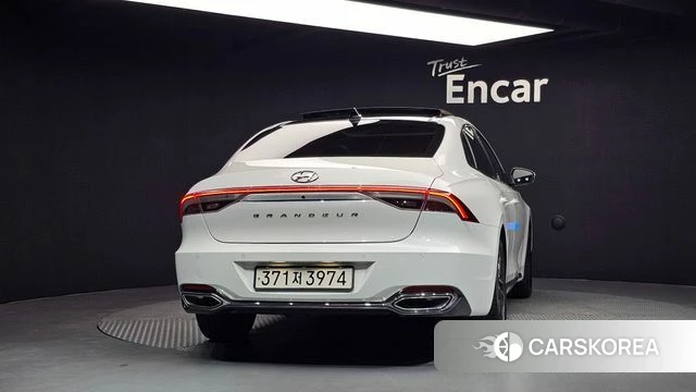 Hyundai The New Grandeur IG id 4401440 из Кореи 27