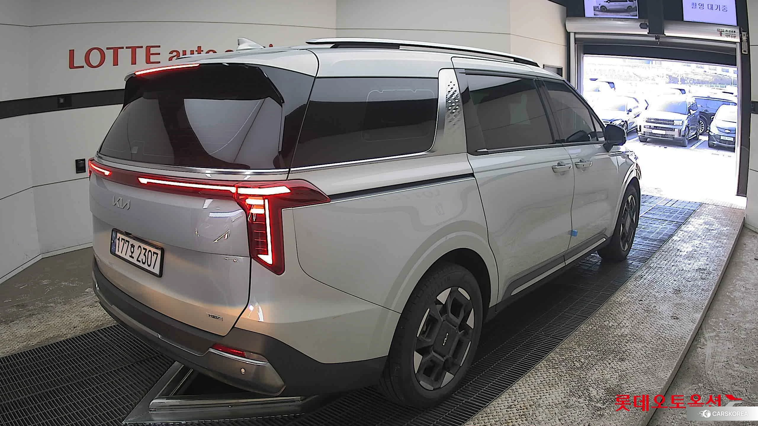 Kia Carnival Hybrid id 3882146 из Кореи 31